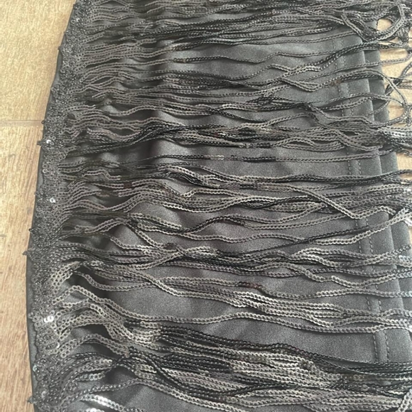 Fringe Flapper Set - Picture 5 of 6